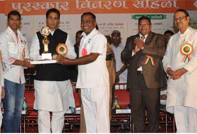  डा. सचिन परब को राज्यस्तर पुरस्कार.